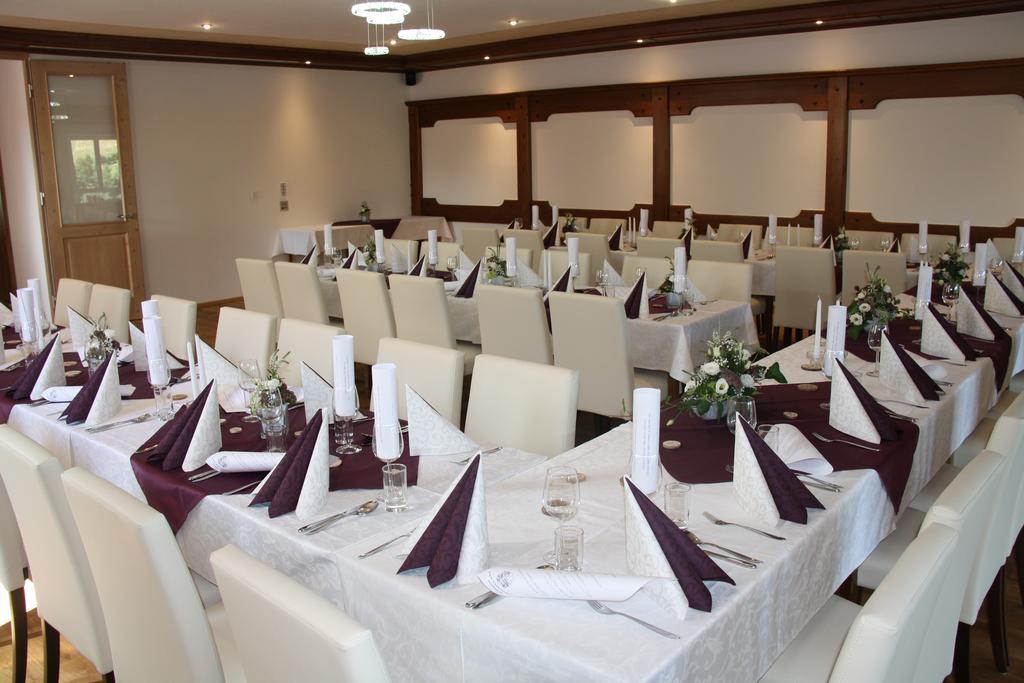 Gasthof Zur Kirche Hotel Kottes Luaran gambar